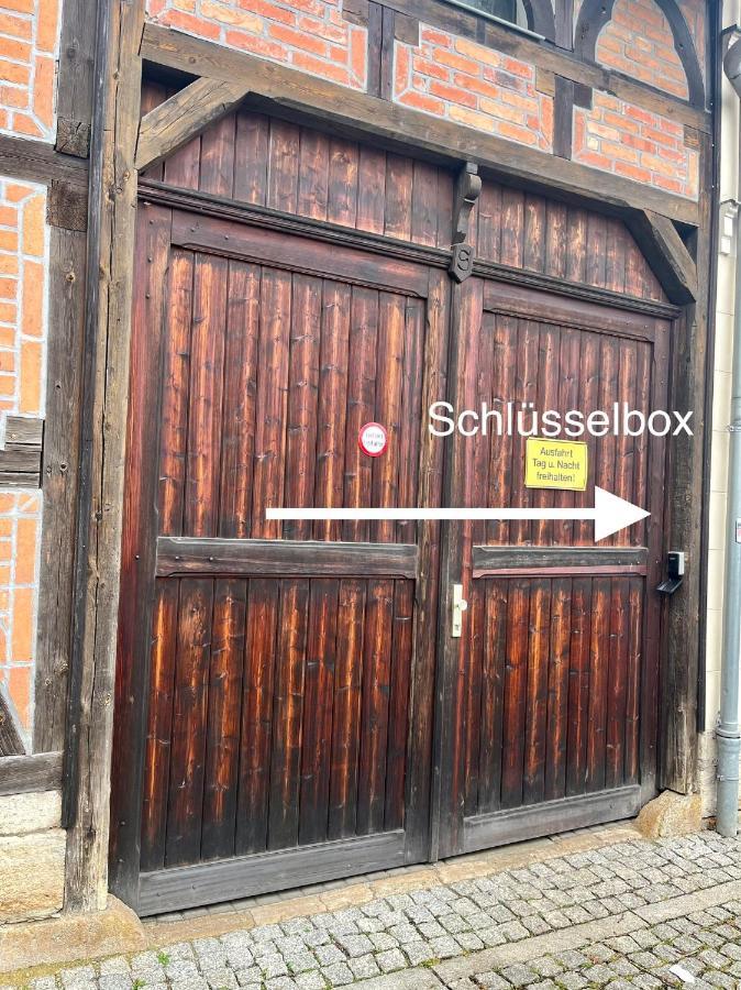 Delux Ferienwohnung Kunstgalerie Und Ilmradweg Kranichfeld Exterior photo